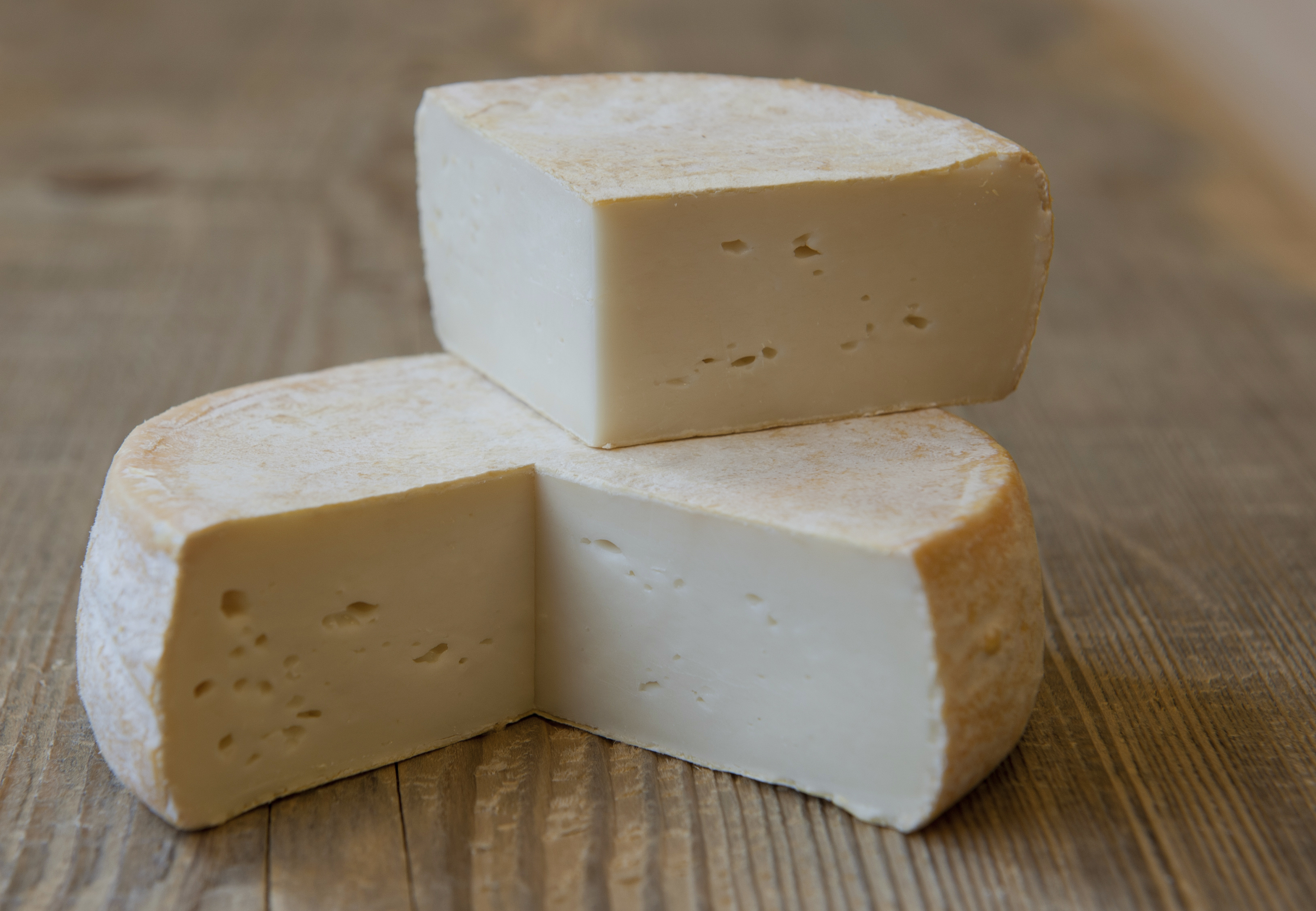 Image de la carte d'identité du fromage Chevrotin AOP