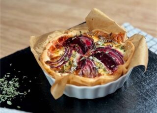 Tartelettes de betteraves et Sainte-Maure de Touraine AOP