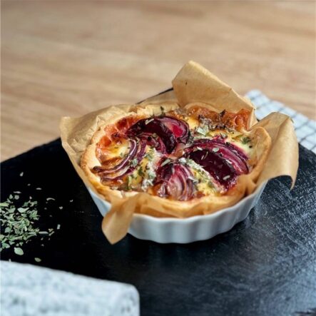 Tartelettes de betteraves et Sainte-Maure de Touraine AOP