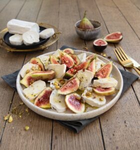 Salade de figues et bûchette affinée