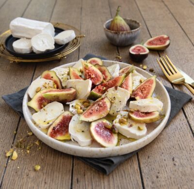 Salade de figues et bûchette affinée