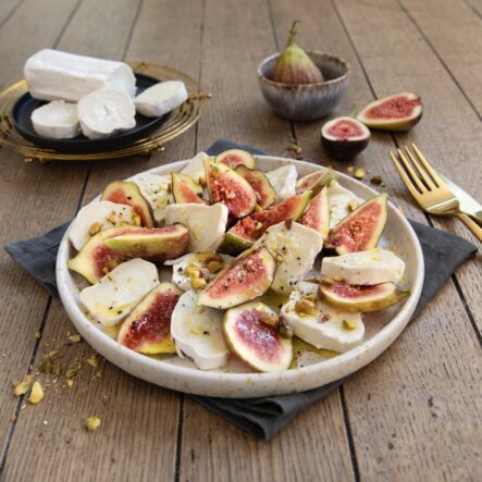 Salade de figues et bûchette affinée